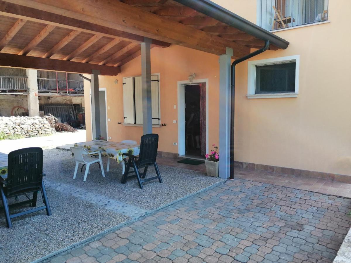 Апартаменты Cascina Legnago Trilocale A 6 Chilometri Da Salo' Villanuova sul clisi Экстерьер фото