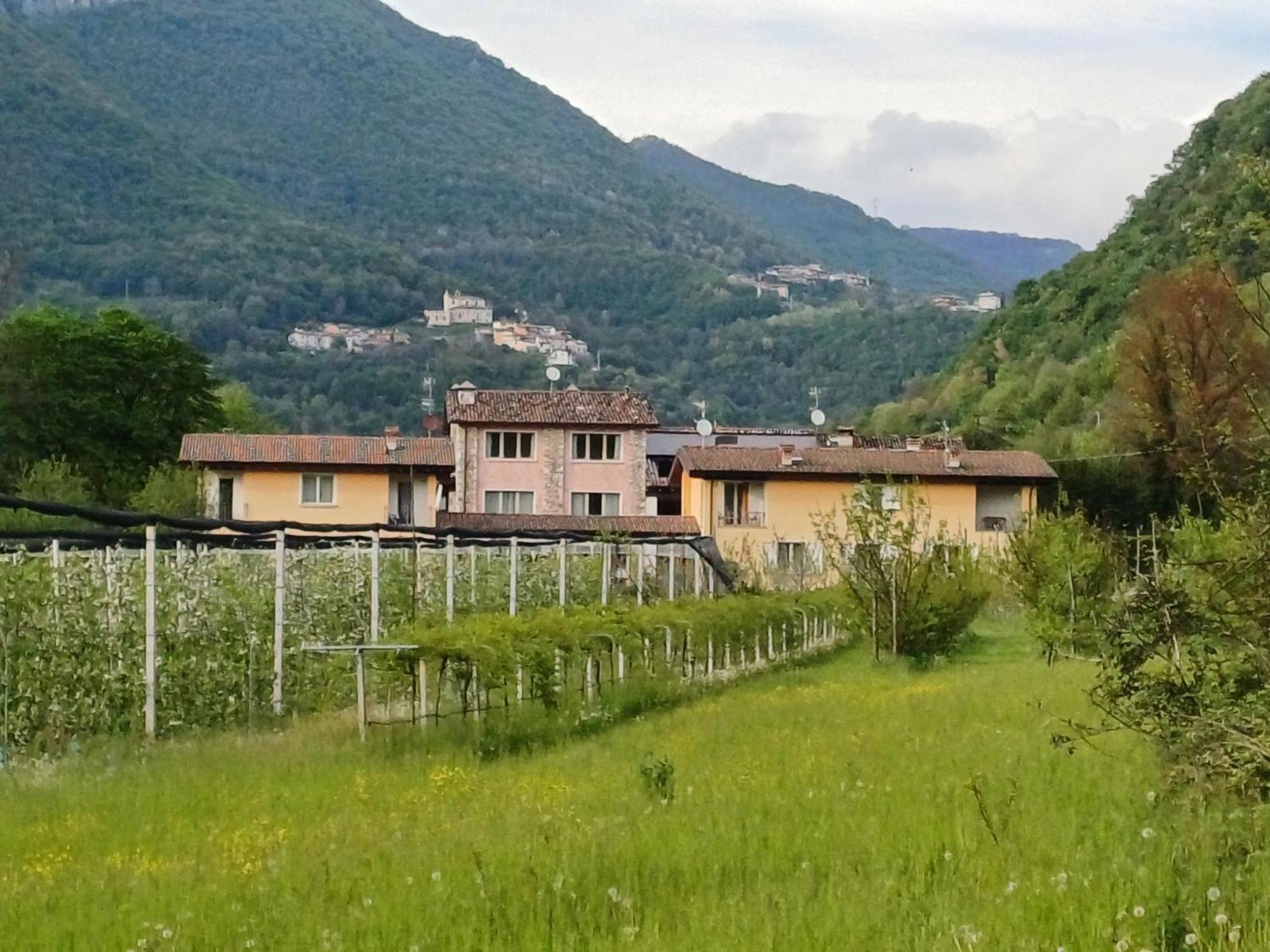 Апартаменты Cascina Legnago Trilocale A 6 Chilometri Da Salo' Villanuova sul clisi Экстерьер фото
